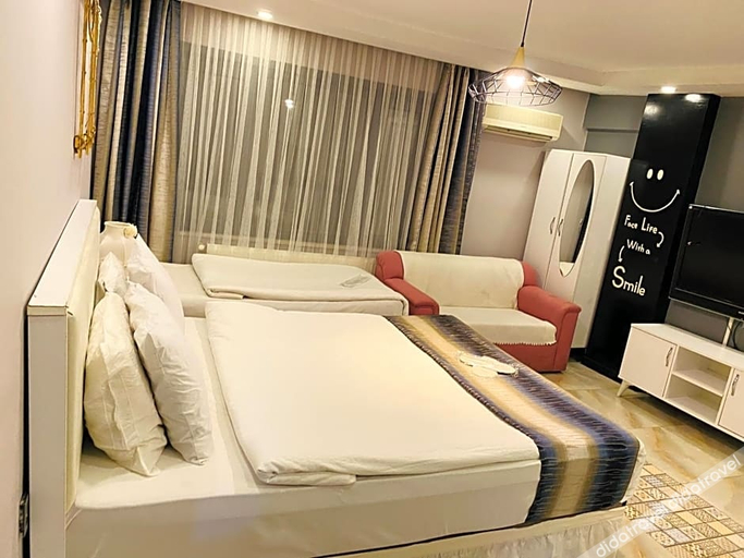 Bedroom 2, Grand Prince Hotel, Beyoğlu