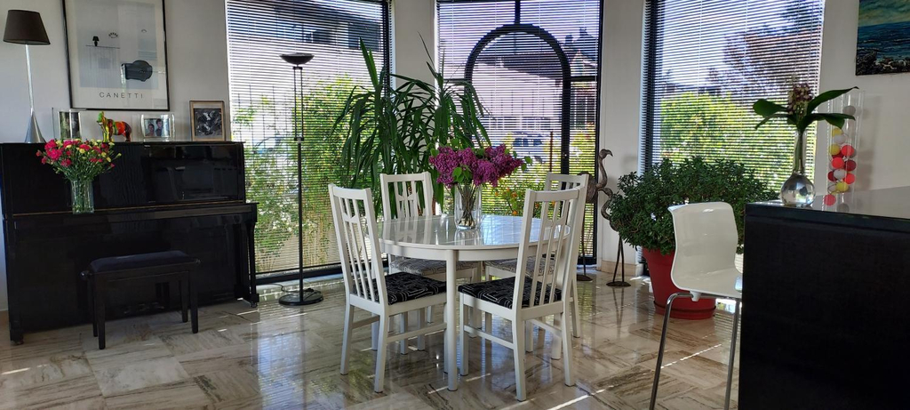 Others 4, Chambre 2 Vue sur le jardin, Yvelines