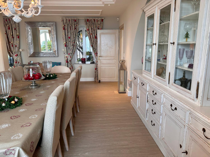 Others 4, Cap d’Antibes Sea view villa, Alpes-Maritimes