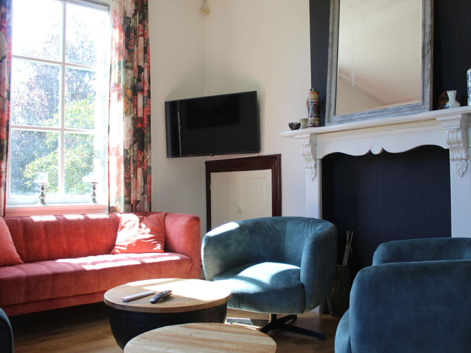 Living room 2, Farmhouse in De Heurne With Animal Farm, Dinxperlo