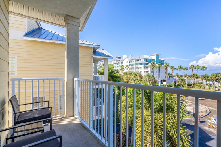 Exterior 2, 601 Little Harbor, Hillsborough