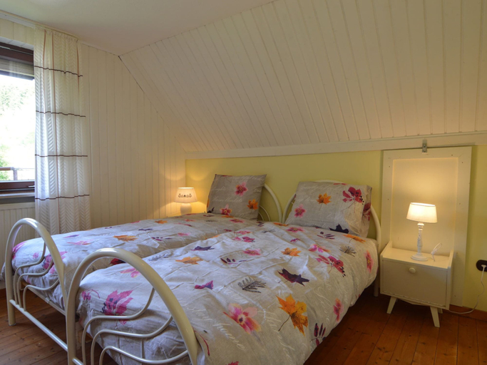 Bedroom 5, Hellenthal Family Retreat, Euskirchen