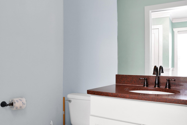 Bathroom 4, Cape Dreamin', Gulf