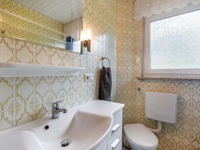 Bathroom 4, Apartment with private terrace in Velmede, Hochsauerlandkreis