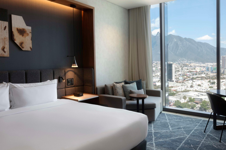 Bedroom 3, Hilton Monterrey, Monterrey