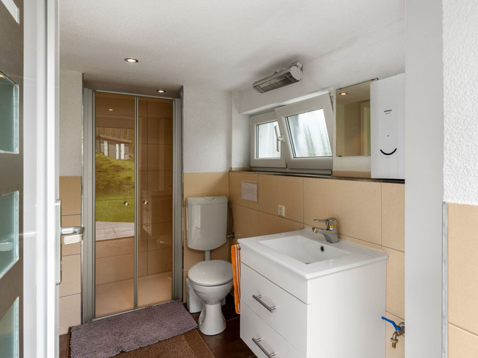 Bathroom 2, Home in Steinbach-hallenberg, Schmalkalden-Meiningen