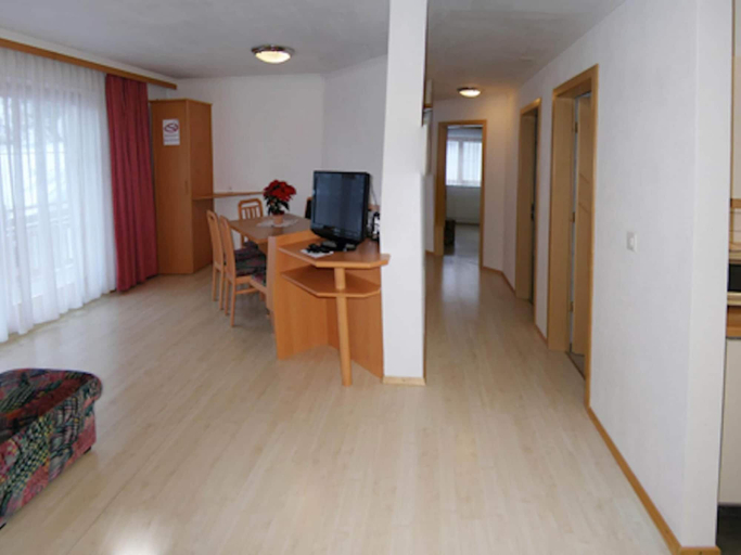 Living room, Retreat in Samnaun Alps, Inn