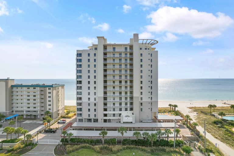 Others 4, La Playa 902, Escambia