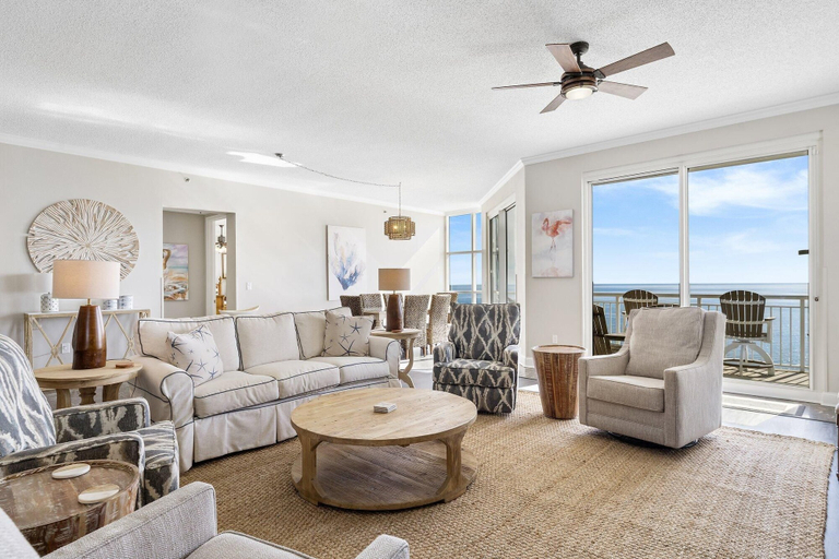 Others 5, Palacio Penthouse 1903, Escambia