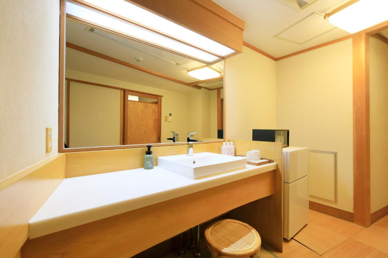 Bathroom 3, Ryokan Keigetsu, Achi
