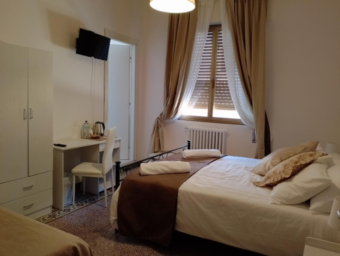 Bedroom 16