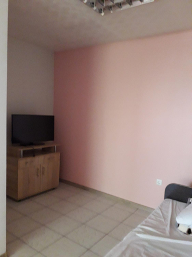 Others 3, Vila Roz, Mangalia