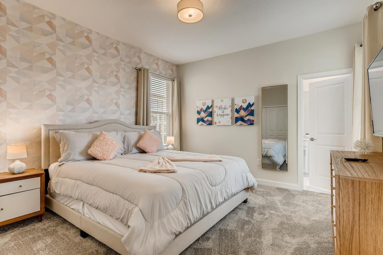Room 2, 871 DS - Exquisite 5BR Retreat With Pool, Osceola