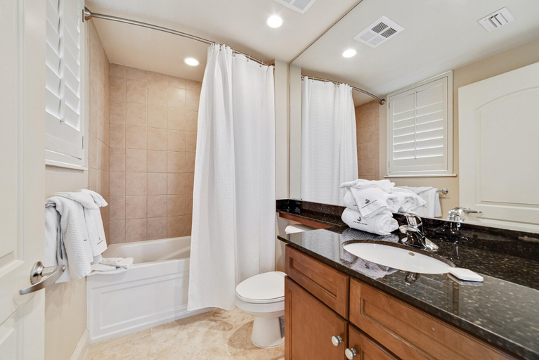 Bathroom 4, Indigo East 1801, Escambia
