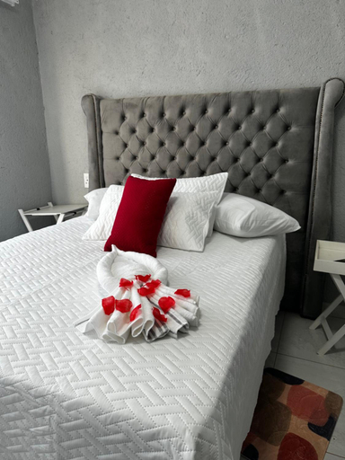 Others 5, RANTI Guest House, Capricorn