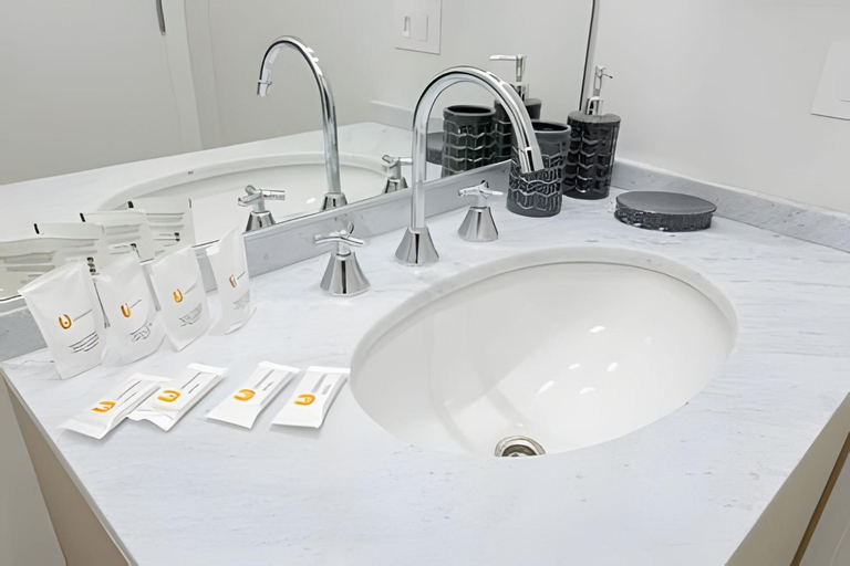 Bathroom, Elysia Centro - Apartamentos by UROOMS, Curitiba