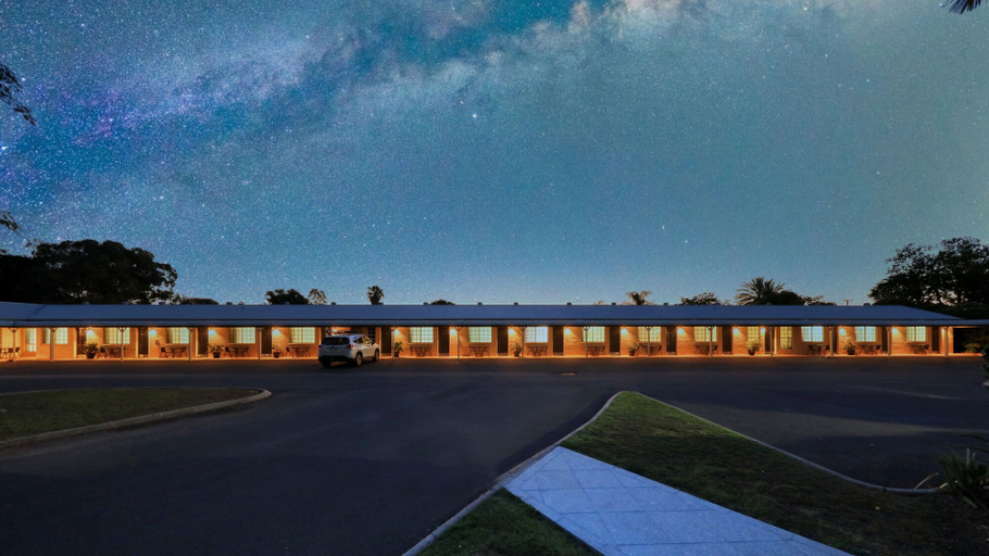 Exterior & Views 2, Riverland Motor Inn & River's Restaurant, Balonne