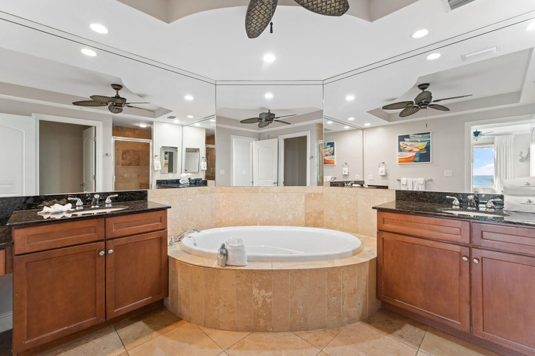 Bathroom 4, Indigo West 301, Escambia