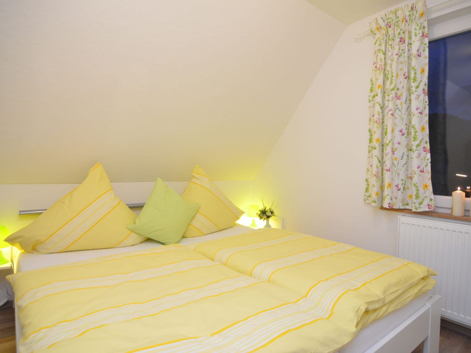 Bedroom 2, Ferienhaus Schmallenberg nahe Skibus, Hochsauerlandkreis