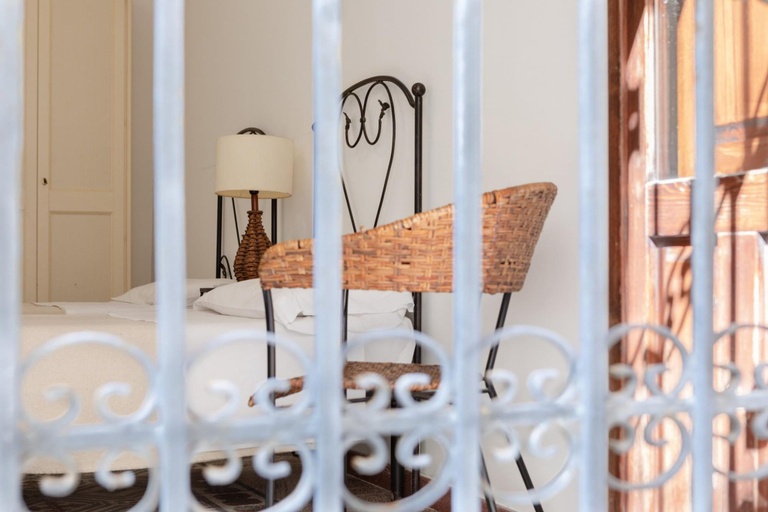 Room 5, Salomone Apartment 16 by Wonderful Italy, Syracuse