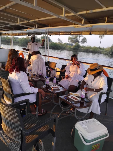 Food & Drinks, The Crescent Victoria Falls, Hwange