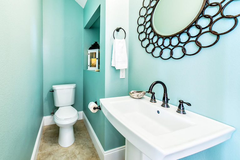 Bathroom 4, Happily Ever After, Okaloosa