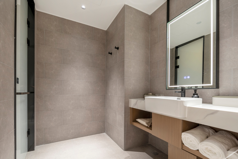 Bathroom 3, Atour Hotel Jiashan Wanlian Plaza, Jiaxing