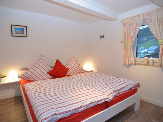 Bedroom 3, Chalet in Schmallenberg nahe Winterberg Ski, Hochsauerlandkreis