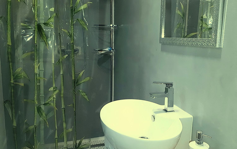 Bathroom 4, Penzion Florens, Nesvady, Komárno