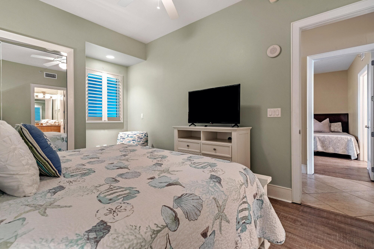 Bedroom 2, Turquoise C406, Baldwin