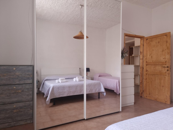 Others 3, Residenze di Via Magnolie, Nuoro