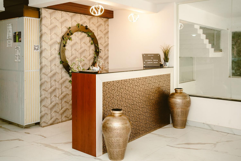 Others 4, Temple Tree, Queens road - AC & Balcony, Bangalore