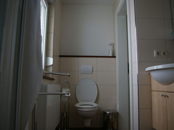 Bathroom, Stay With Garden in the Hunsruck, Birkenfeld