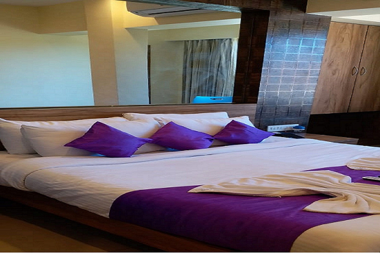 Bedroom 3, La Fortuna Resort and Spa, Satara