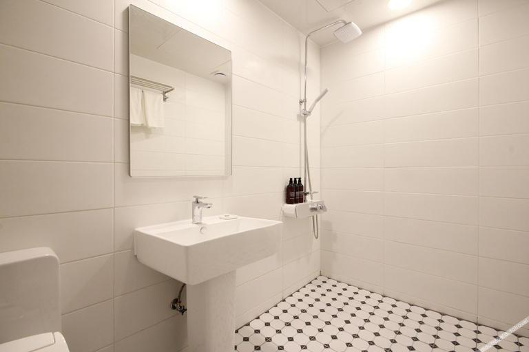 Bathroom 5, Pohang YAJA Pohang Passengers Terminal Branch, Pohang
