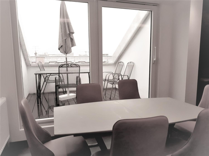 Others 5, Royal Boardinghouse GmbH - Munich, München