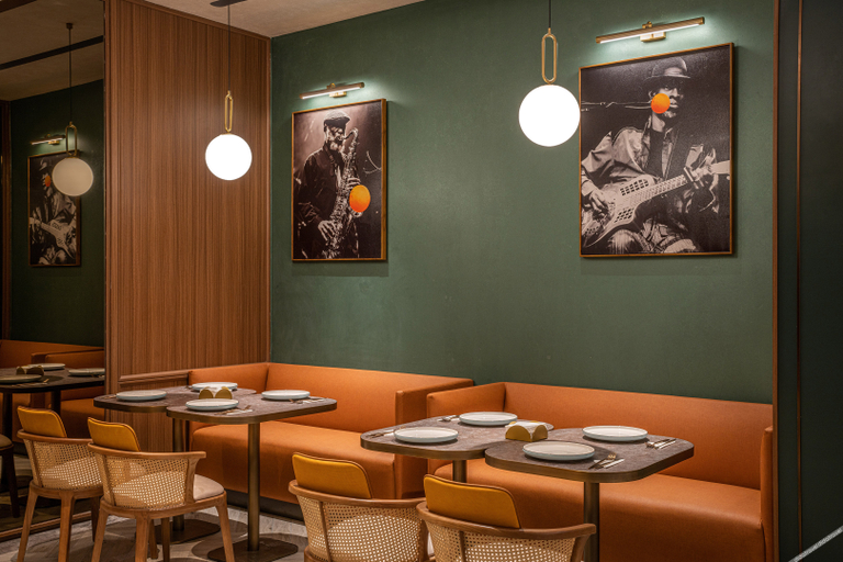 Food & Drinks 4, Orange Hotel Qingdao Wusi Square 3rd Yan'an Road, Qingdao