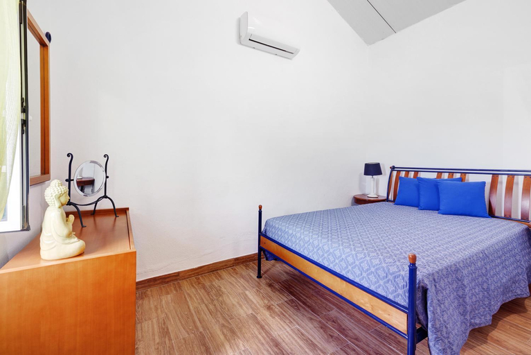 Bedroom 3, Casa Syrah, Palmela