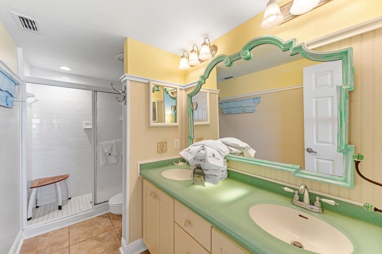 Bathroom 3, Shipwatch A501, Escambia