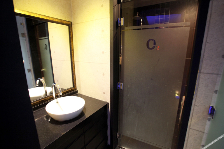 Bathroom 5, Suyu O2, Gangbuk