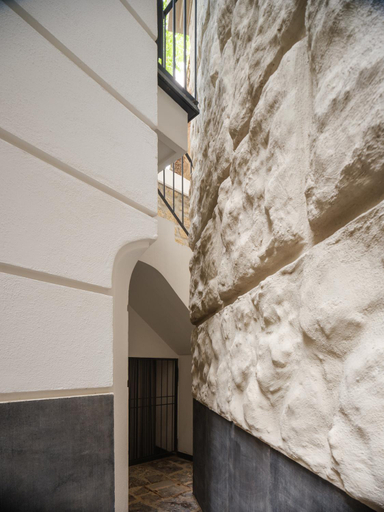Others 5, ResidenzaScaleNapoletane Nuova Gestione, Napoli