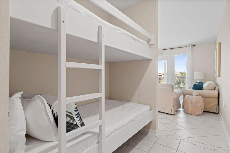 Bedroom 2, Grand Caribbean East 311, Escambia