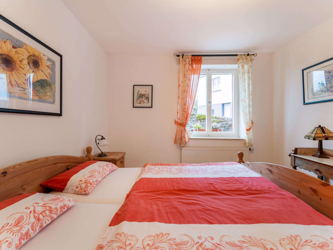 Bedroom 2, Apartment in Reifferscheid With Forest Trails, Euskirchen