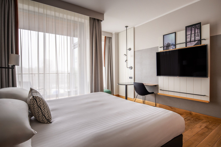 Bedroom 3, Sopot Marriott Resort & Spa, Gdańsk City
