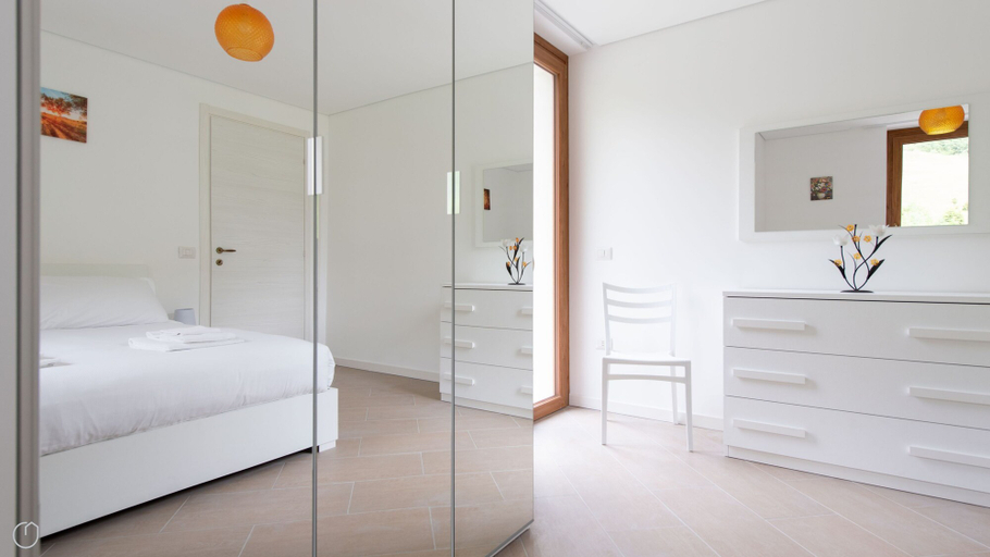Bedroom 5, Villa Tola - Violetto, Sondrio
