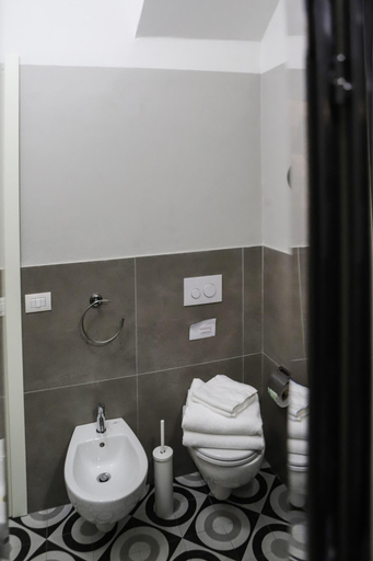 Room 2, Il Loggiato - Stella Apartment by Wonderful Italy, Napoli