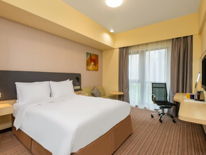 Bedroom 2, Holiday Inn Express SHANGHAI PUTUO by IHG, Shanghai