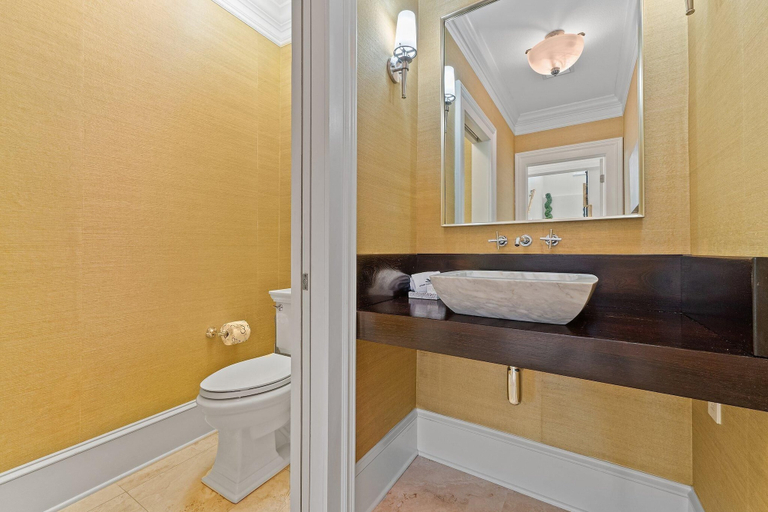 Bathroom 4, Bella Villa Waterfront Suite, Escambia