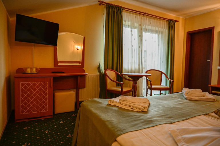 Bedroom 2, Pensiunea Anotimpuri , Predeal