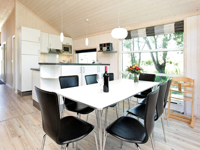 Others 4, Holiday Home in Grossenbrode, Ostholstein
